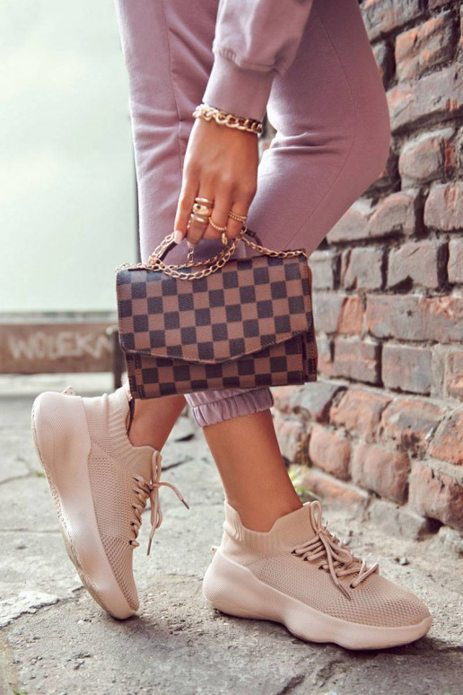 Zapatillas deportivas del modelo de... Zapatillas deportivas del modelo de...