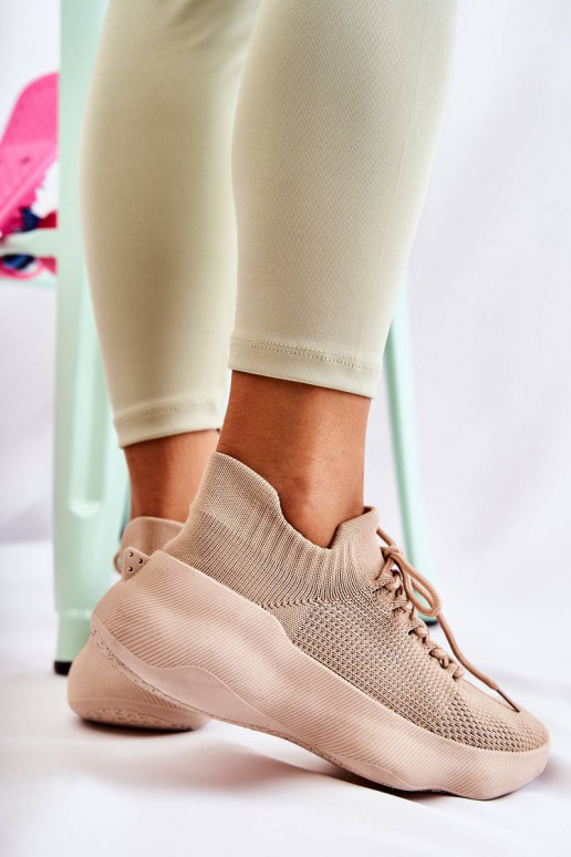 Zapatillas deportivas del modelo de resistencia en color beige Dalmiro