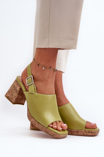 Sandalias de mujer...