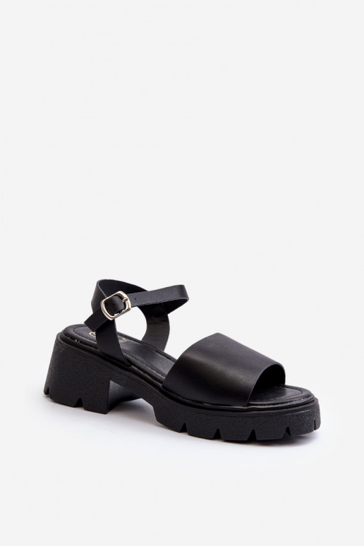 Sandalias de mujer con tacón ancho en color negro Dottiassa