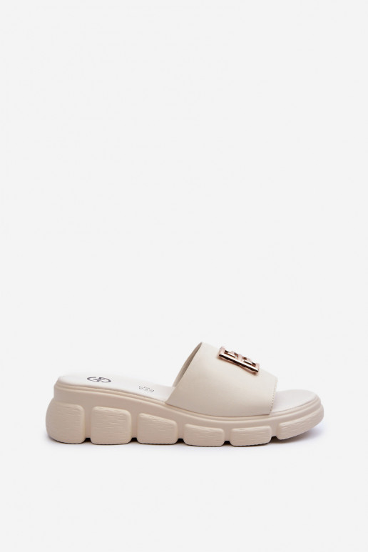 Babuchas Vinceza de piel beige con detalles dorados