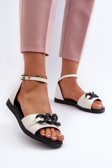 Sandalias planas para mujer con cadenas Vinceza color blanco