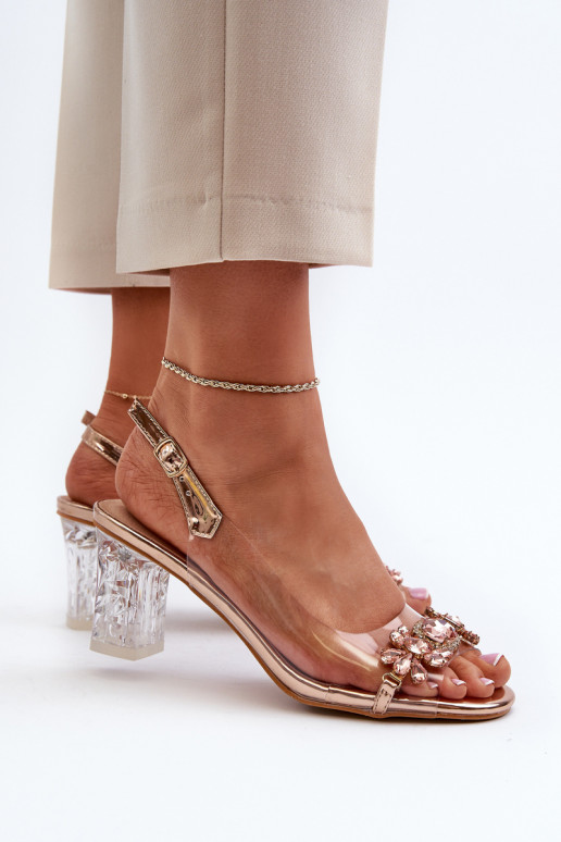 Sandalias de tacón de estilo elegante con hermosos detalles en oro rosa D&A