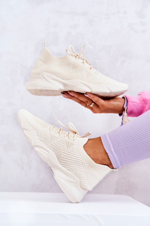 Zapatillas modelo zapatos en material...