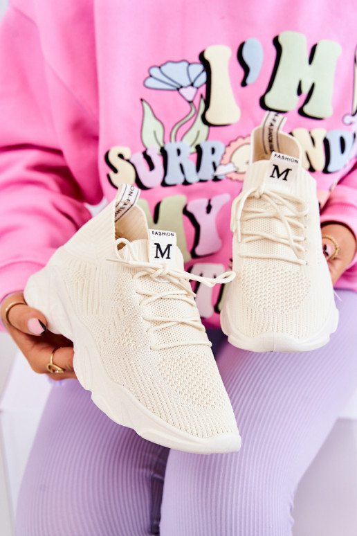 Zapatillas modelo zapatos en material color marfil Nolene