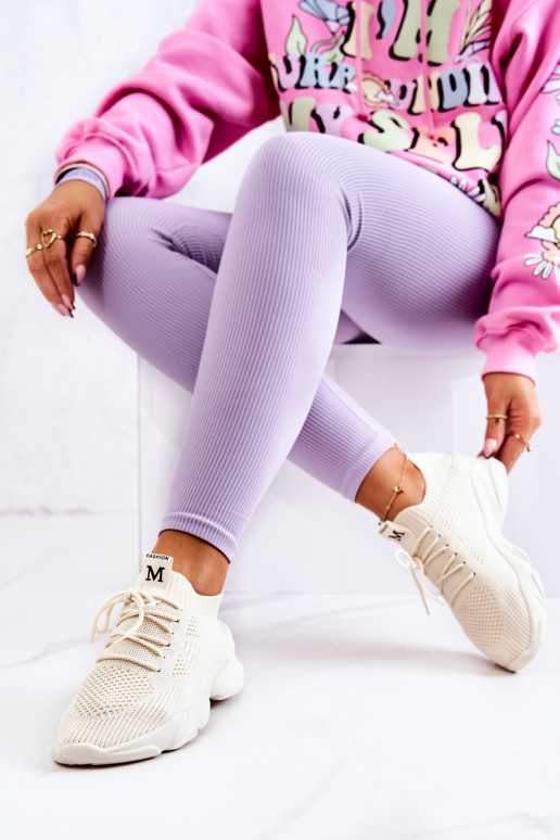 Zapatillas modelo zapatos en material...