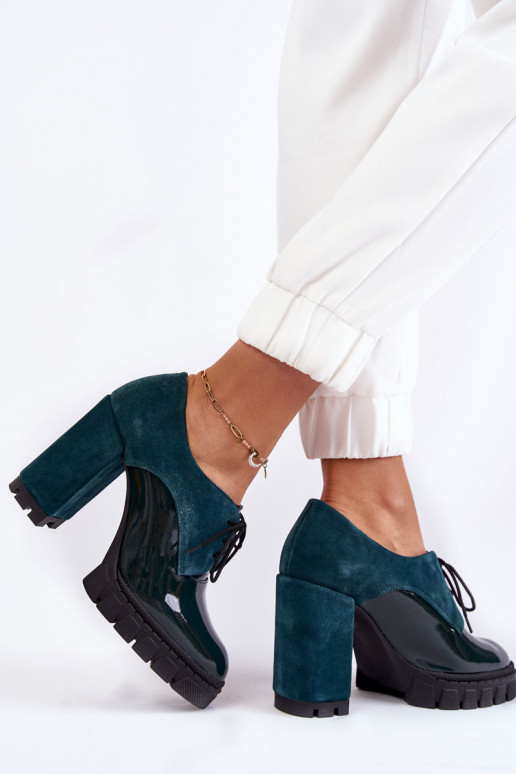 Botas con plataforma en color verde Carisa