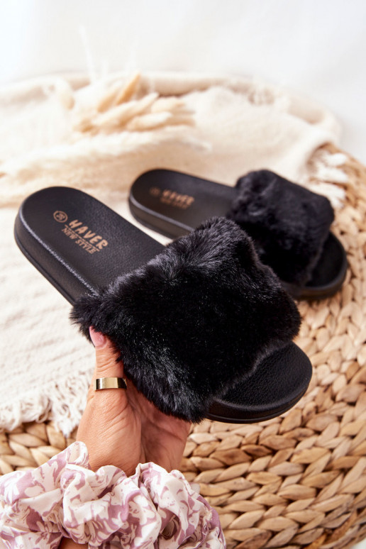 Pantuflas con pelo en color negro Belmondo