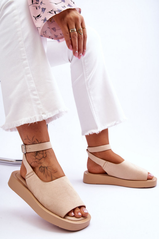 Sandalias cómodas para mujer con plataforma en color beige Rubie