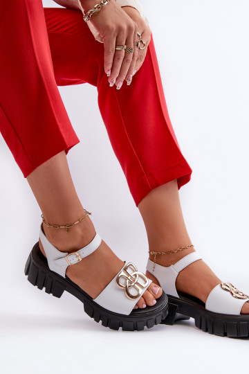Sandalias de mujer color blanco con detalles dorados Vinceza 2