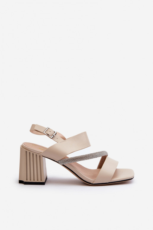 Sandalias elegantes con tacón en color beige D&A MR38-549