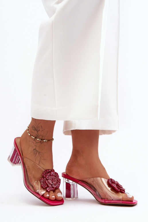 Pantuflas transparentes con tacón y...