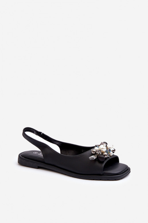 Sandalias de mujer con bonitos detalles en negro S.Barski