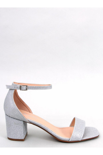 Zapatos brillantes en color gris. 2