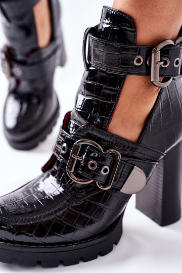 Zapatos negros con plataforma y tacón ancho. 2