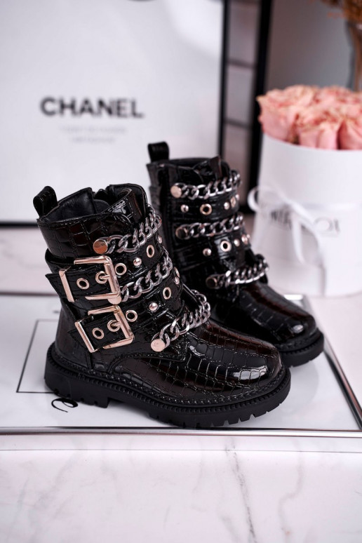 Zapatos negros de mujer.