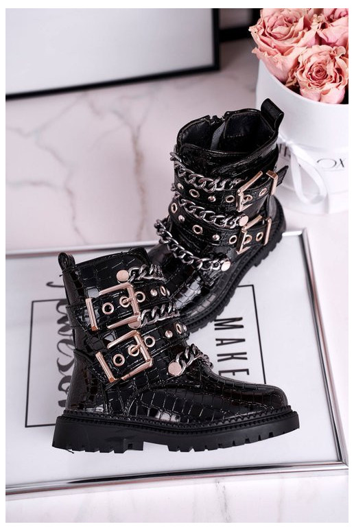 Zapatos negros de mujer.
