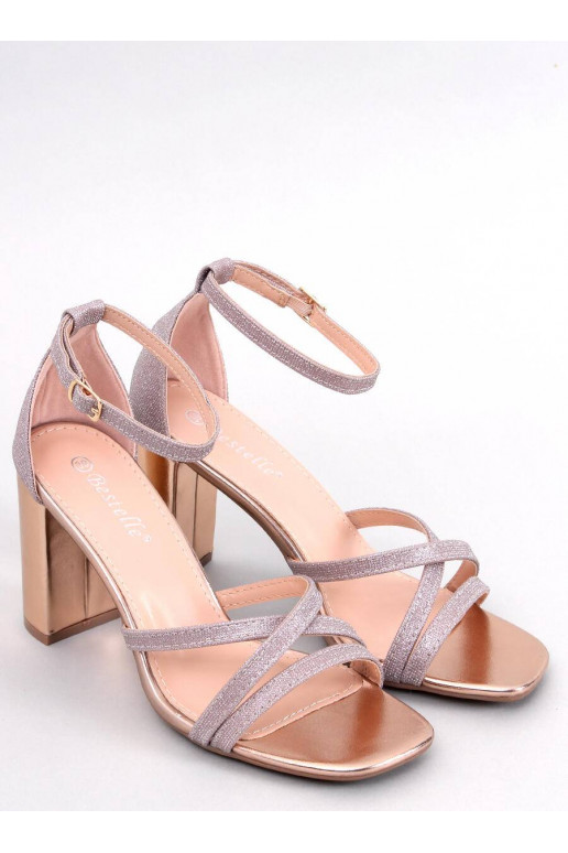 Sandalias de tacón con estilo ELIZABETH CHAMPAGNE
