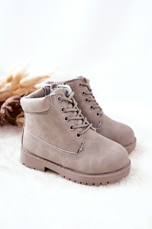 Botas infantiles con cordones en... Botas infantiles con cordones en...