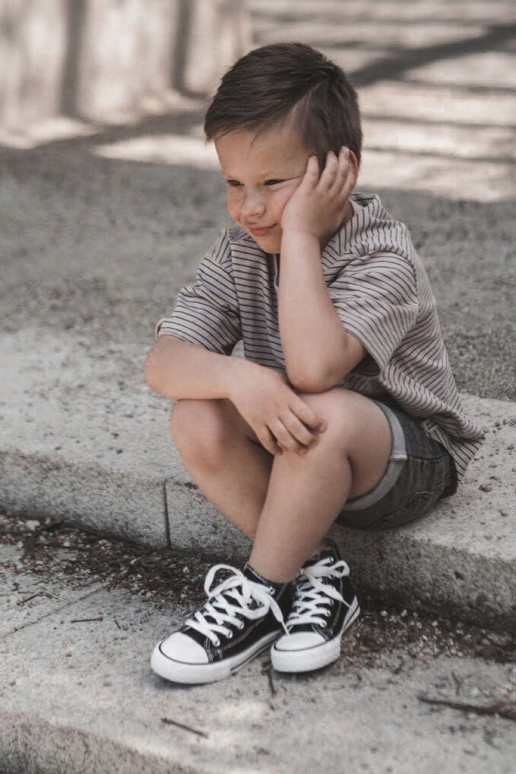 Zapatos infantiles con suela negra. Zapatos infantiles con suela negra.