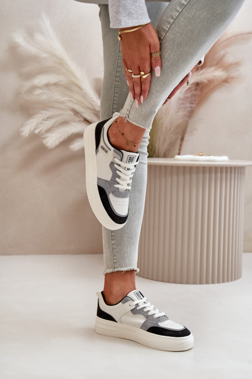 baja de las mujeres Zapatillas modelo zapatos. de cuero ecológico Big Star OO274028 Blanco-color gris