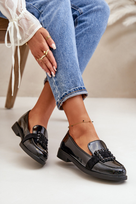Mocasines lacados Femenino con adornos de color negro Vinceza 58389