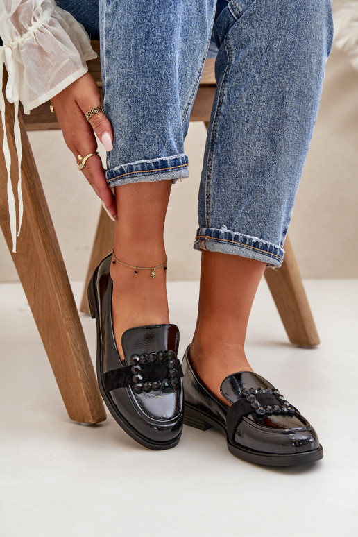 Mocasines lacados Femenino con adornos de color negro Vinceza 58389