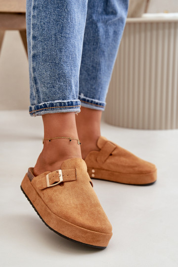 Femenino Zapatillas Zuecos con una plataforma con hebillas doradas color marrón Terilaina