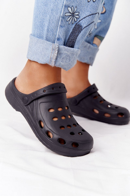 Pantuflas color negro EVA