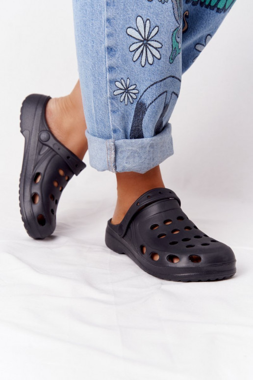 Pantuflas color negro EVA