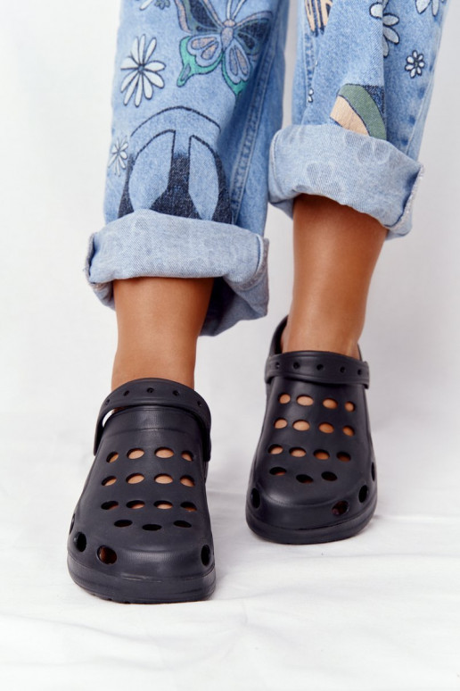 Pantuflas color negro EVA
