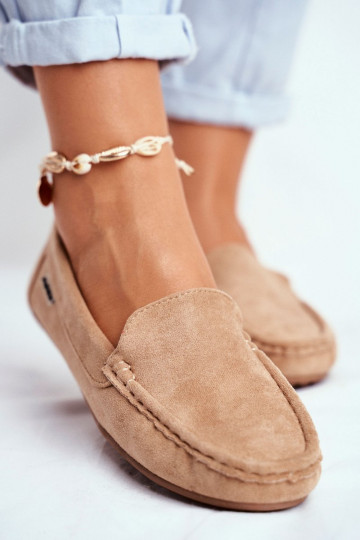 Mocasines de mujer beige confeccionados en ante Morreno