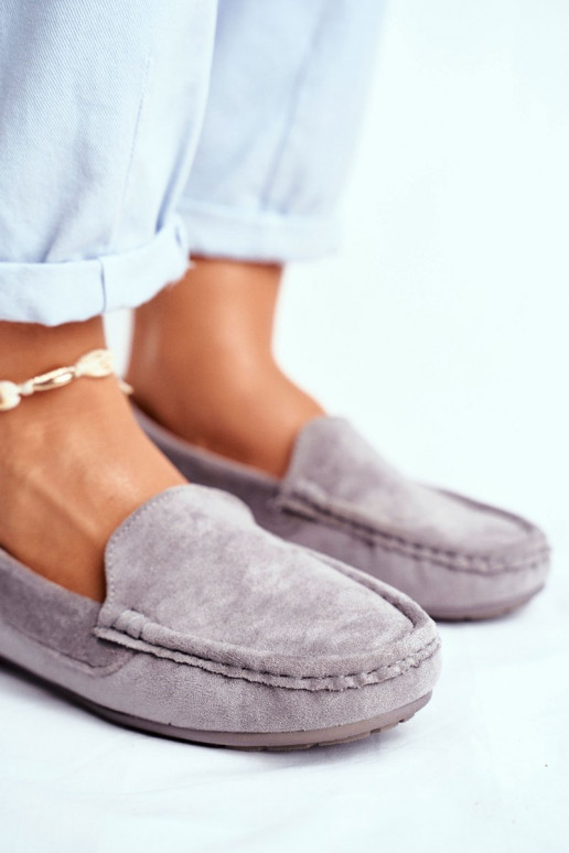 Mocasines de mujer en color gris fabricados en ante Morreno.