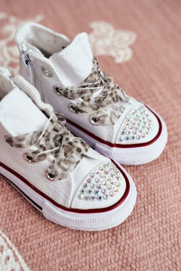 Zapatos de ocio para niños con ojales brillantes en color blanco Smile 2