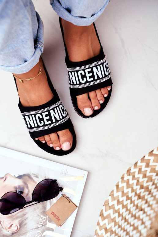 Pantuflas con ojos brillantes en color negro Be Nice Pantuflas con ojos brillantes en color negro Be Nice