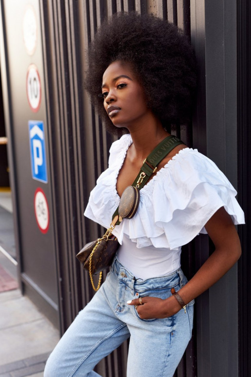 Sandalias beis con cadena de Call On Me Sandalias beis con cadena de Call On Me