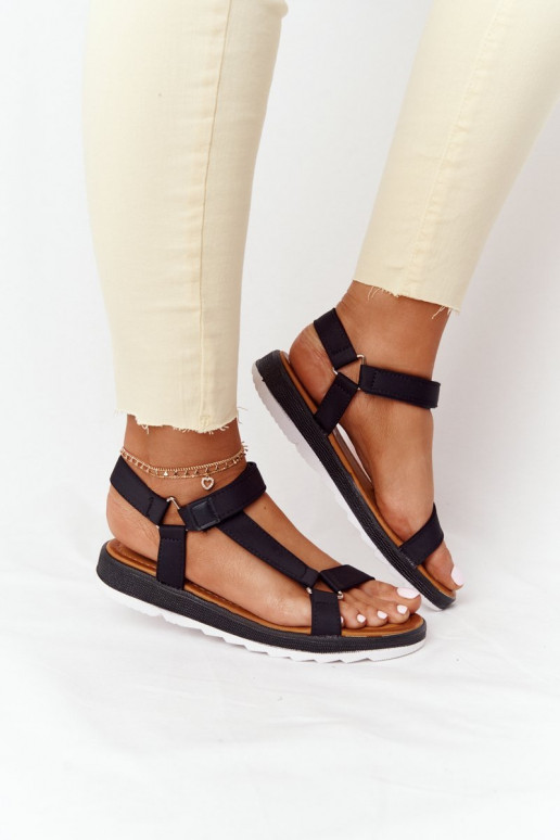 Sandalias de mujer con suela de goma en color negro Stranger