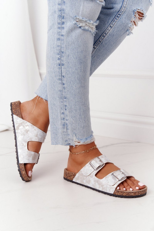 Sandalias con hebillas en color plata Vivio
