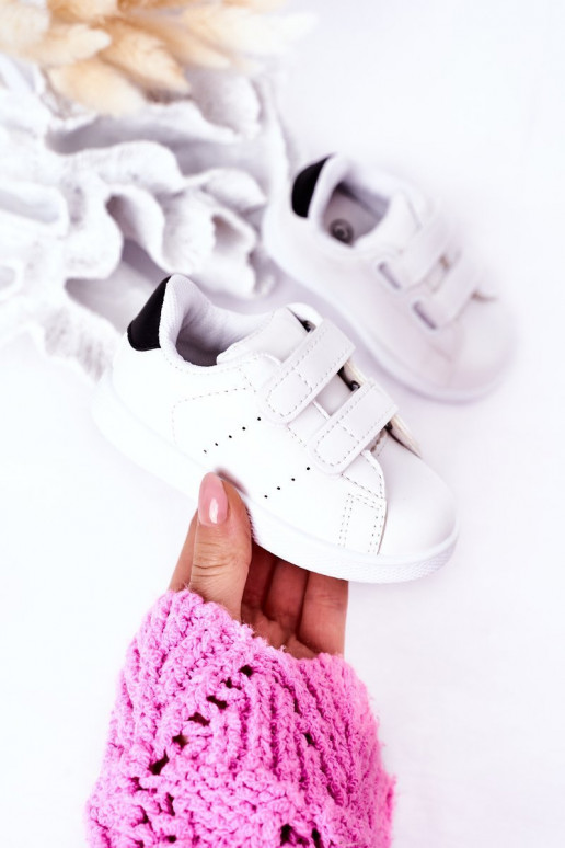 Zapatillas deportivas para niños con cierres adhesivos Color blanco-negro California Zapatillas deportivas para niños con cierres adhesivos Color blanco-negro California