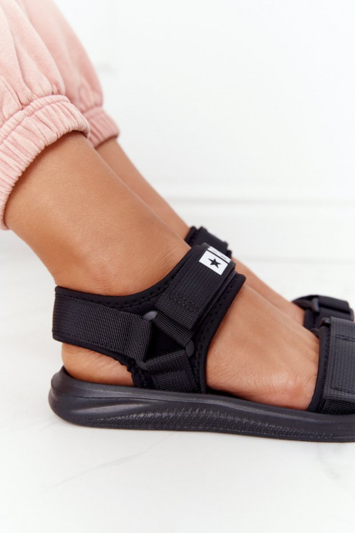 Sandalias estilo deportivo Big Star HH274A024 color negro