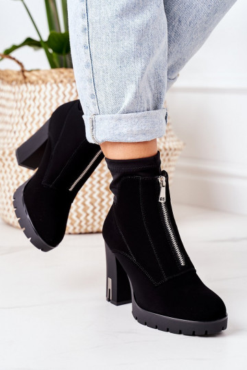Botas calentadas con tacones en negro Wonder Woman 2