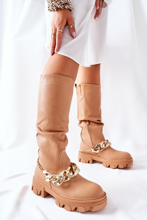 Botas largas con detalles elegantes en color marrón Cecina Botas largas con detalles elegantes en color marrón Cecina