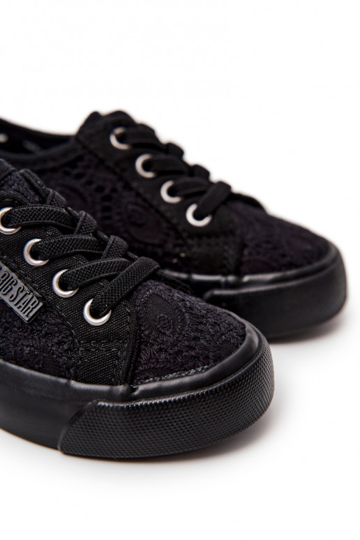 Zapatos de ocio con elementos calados Big Star JJ374133 color negro.