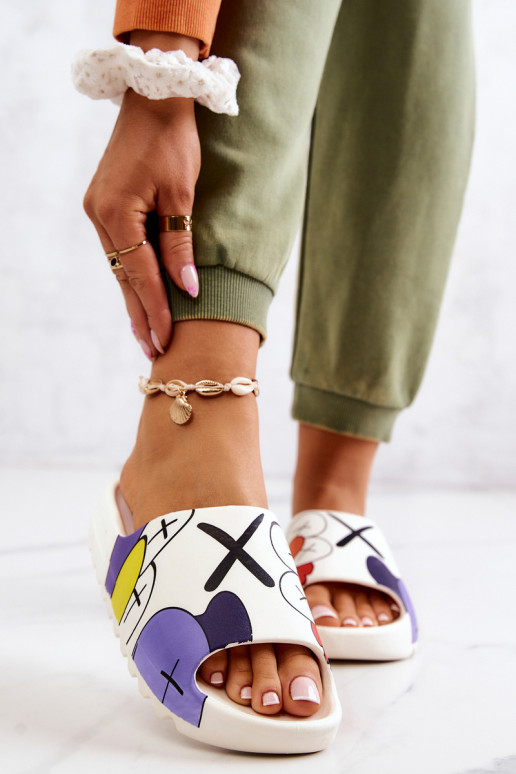 Con los monstruos de Naiem Con los monstruos de Naiem