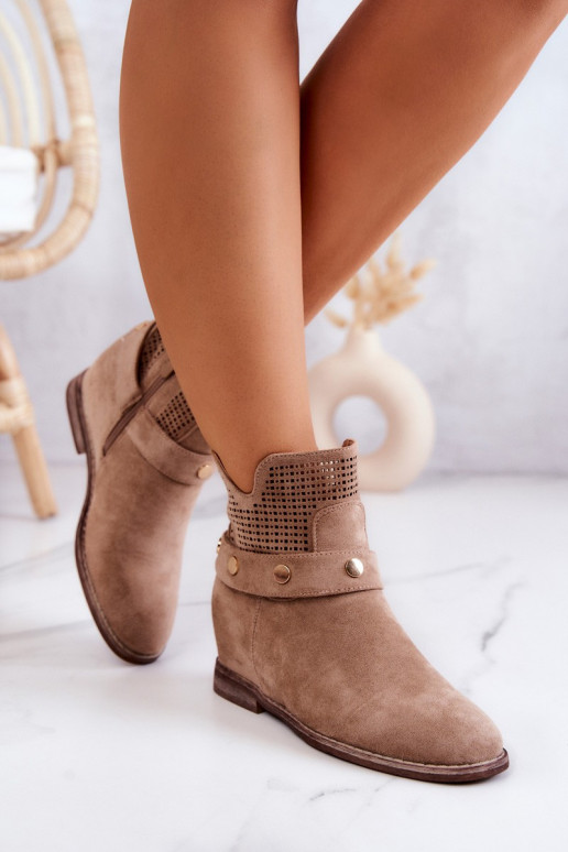 con elementos calados Botas beige Royale