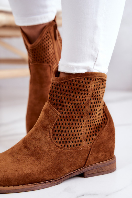 Botas de ante con plataforma oculta en color marrón Solene