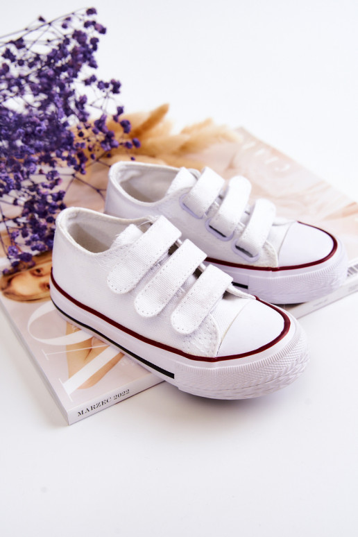 Zapato casual infantil con cierres adhesivos en color blanco Bernie