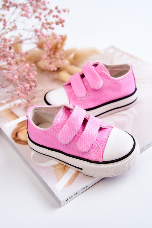 Zapatos casual infantil con cierres adhesivos en color rosa Bernie