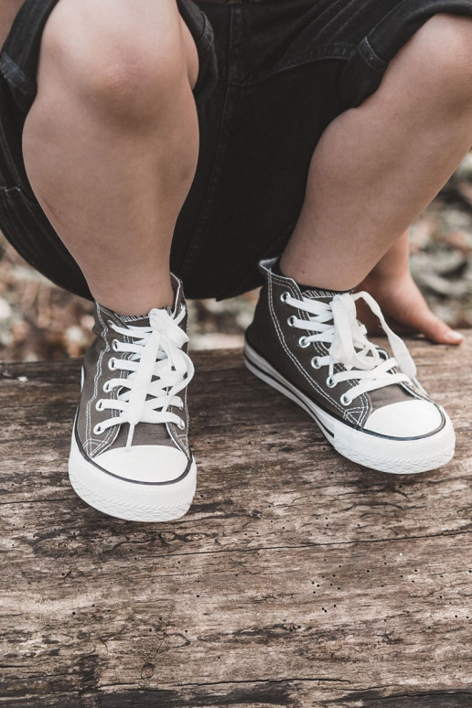 Zapatos de ocio infantil con suela en color caqui Filemon Zapatos de ocio infantil con suela en color caqui Filemon