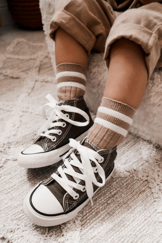 Zapatos de ocio infantil con suela en color caqui Filemon